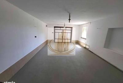 Casă spațioasă, versatilă – ideală pentru firmă sau locuință - 13