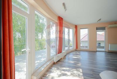 Vilă cu priveliște spectaculoasă, de vânzare, Dealul Ciuperca, Oradea - 14