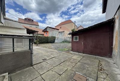 Casă Ultracentrală Singur în Curte,457 mp Teren, str. Brâncoveanu - 2