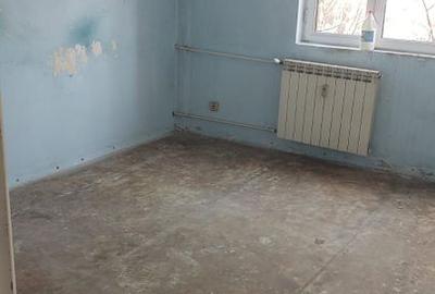Apartament 3 camere / 61 MP / Semidecomandat - ideal pentru renovare! - 1