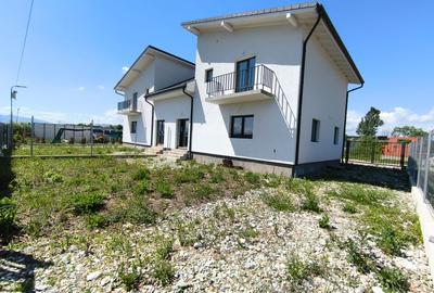 Casa tip duplex - 2