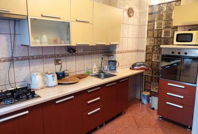 Apartament cu 3 camere mobilate, utilate in bloc izolat, Bucur Obor, comision 0% - 21