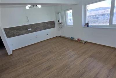 Apartament cu 2 camere semidecomandat în Baciu