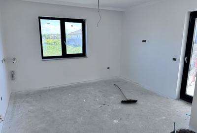 CASA NOUA I 4 CAMERE I 2 BAI I PE UN NIVEL I TEREN 423 MP I CU TOATE UTILITATILE - 13