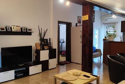 Apartament cu 4 camere în Central