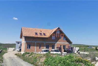 Vila - Pensiune de vanzare, 18 camere in Fundatura-Iclod, Cluj ! - 2