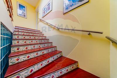 Vilă cu 4 camere de vânzare 921 mp zona Subcetate,Arad - 11
