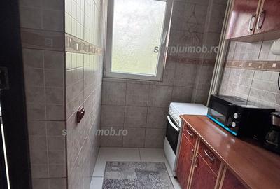 Garsonieră de închiriat Calea Vitan  Mobilată și utilată  Etaj 4 - 9