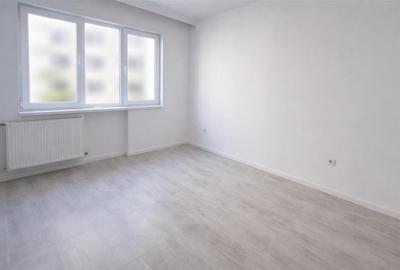 Apartament 3 camere decomandat pivnita zona Vasile Aaron - 12