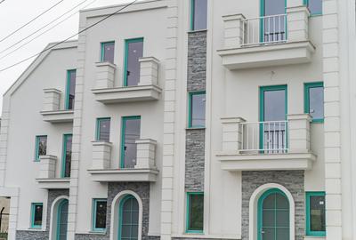 VILA 4 CAMERE - OTOPENI - COMISION 0% - 2
