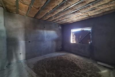 Vila P+1+M  in Adjud  zona linistita - pentru 1, 2 sau 3 familii - 12