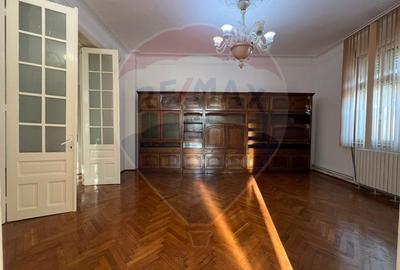 Vila de inchiriat,  potrivita birouri, zona Gara. - 8