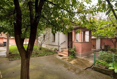 RECO, Casa cu dublu front, iesire la 2 strazi, Zona Iosia,  singur in curte, ter - 23