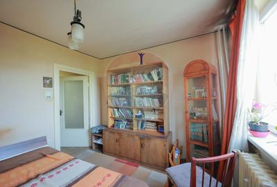Apartament cu 4 camere de vânzare în zona Dacia - 13