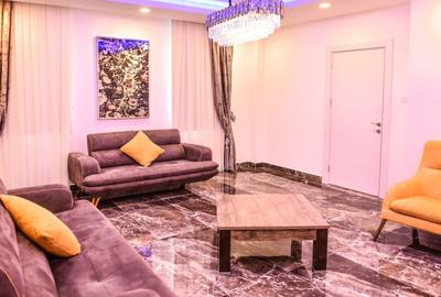 Vilă semi-decomandată cu 5 camere, 3 bai, la 800m de mare - 3