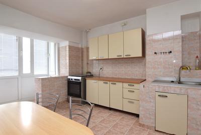 VANZARE APARTAMENT 4 CAMERE UNIRII – SFANTA VINERI - 23