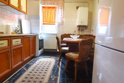 Apartament luminos cu vedere spre biserică, într-un cartier verde și liniștit. - 7