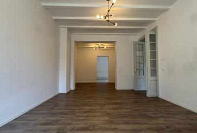 Casă individuală cu 5 camere în Floreasca