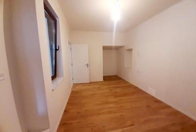 Casa de vanzare in Piata Abator - 6