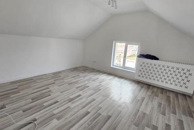 Apartament cu o camera, intabulat, Visoianu, statia de autobuz - 1