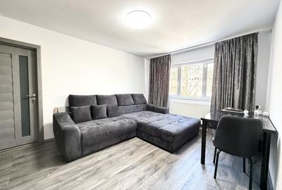 Apartament 3 camere, renovat, 53 mp utili + boxa, zona Cetatii - 1