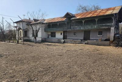 De vanzare casa si teren 2150 mp,Trestieni - 3