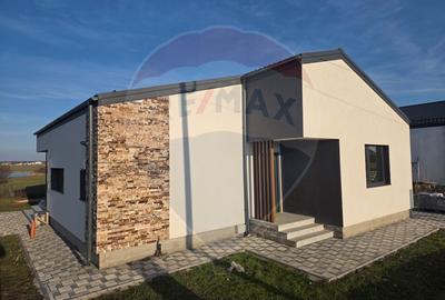 VANZARE Casă / Vilă PREMIUM 4 camere la pret normal - 4