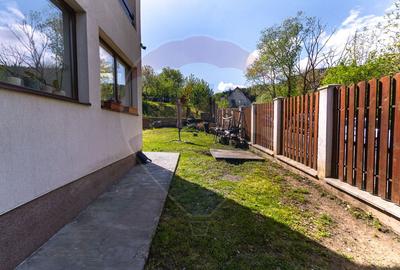 VILĂ 4 CAMERE | 573 MP TEREN | SĂCELE | ZONA SATULUNG | COMISION 0% - 34