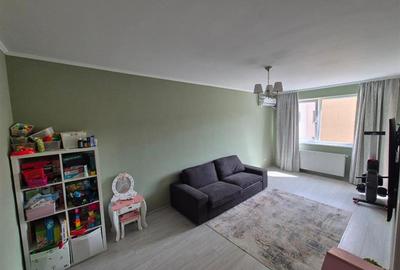 Apartament 3 camere, Aparatorii Patriei loc de pacare inclus in pret +boxa - 1