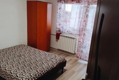 Apartament cu 2 camere decomandat, mobilat în Dacia