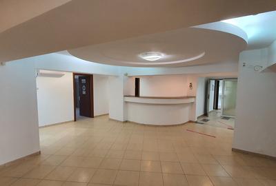 Spatiu Comercial | Unirii | 525mp | Pretabil Clinica/Birou | Disponibil imediat - 1