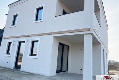 Casă individuală cu 4 camere în Micești