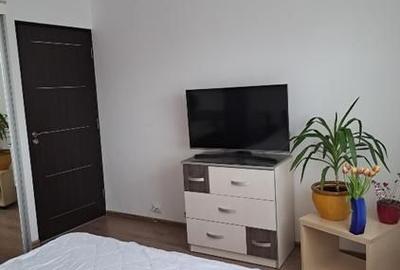 De vanzare apartament 4 camere 96 mp, Zona 13 Septembrie - 9