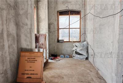 Vila somptuoasa, 10 + camere, S+P+1, 1100mp utili, cu toate utilitatile, in  sec - 10