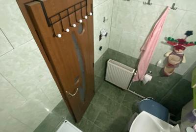 ENESCU , apartament cu 3 camere ,etaj 4 -acoperis! - 9