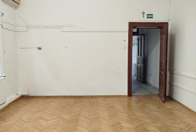 Vila cu prestanta in locatie eleganta Mosilor Pache. Libera spatioasa cu parcare - 9