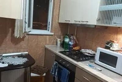 Garsonieră semidecomandată, mobilată în Mărăști