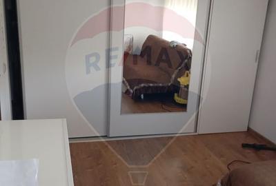 Casă / Vilă cu 7 camere de vânzare - 11