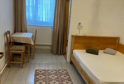 320 euro! Garsoniera la Gara internationala, Nicolina - 1