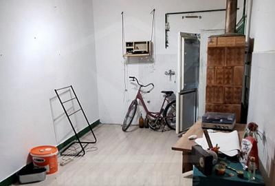 Vanzare apartament 4 camere, ultracentral, posibilitate investitie - 6