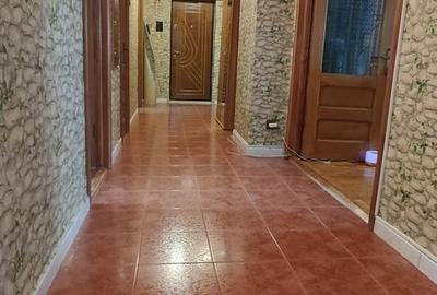 Apartament cu 4 camere decomandat, mobilat în ICIL