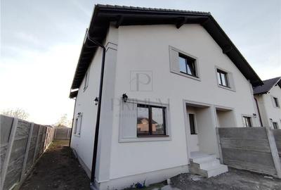 Duplex spatios la asfalt - toate utilitatile - personalizare interioara - 10