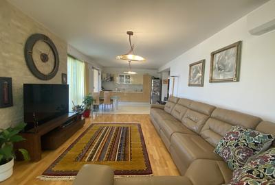 Apartament 4 camere bloc boutique si terasa de 25m - 36