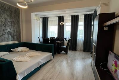 Apartament 2 camere transformat in 3 Mamaia,  lângă Hotel Regal  118000 euro - 2