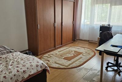 Apartament de vanzare 2 camere decomandate zona Centru-Piata Unirii - 2