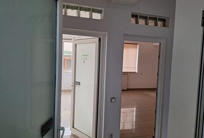 Spatiu birouri, 6 Camere - Piata Romana - 4