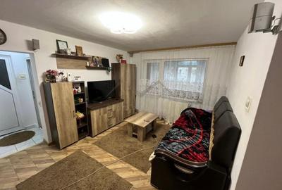 Apartament 2 camere semidecomandat - 1