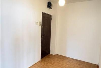Apartament 3 camere luminos cu boxa Calea Bucuresti - 6