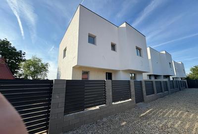 Casă individuală cu 5 camere în Berceni