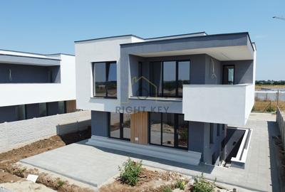 Vila moderna, 140mpu, 400mpt, panouri, baterii, utilitati! Comision 0% - 3